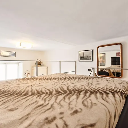 Apartamento Guesthost - Mole Antonelliana Lovely Loft Turim