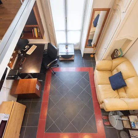 Guesthost - Mole Antonelliana Lovely Loft Турин
