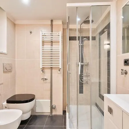 Guesthost - Mole Antonelliana Lovely Loft شقة